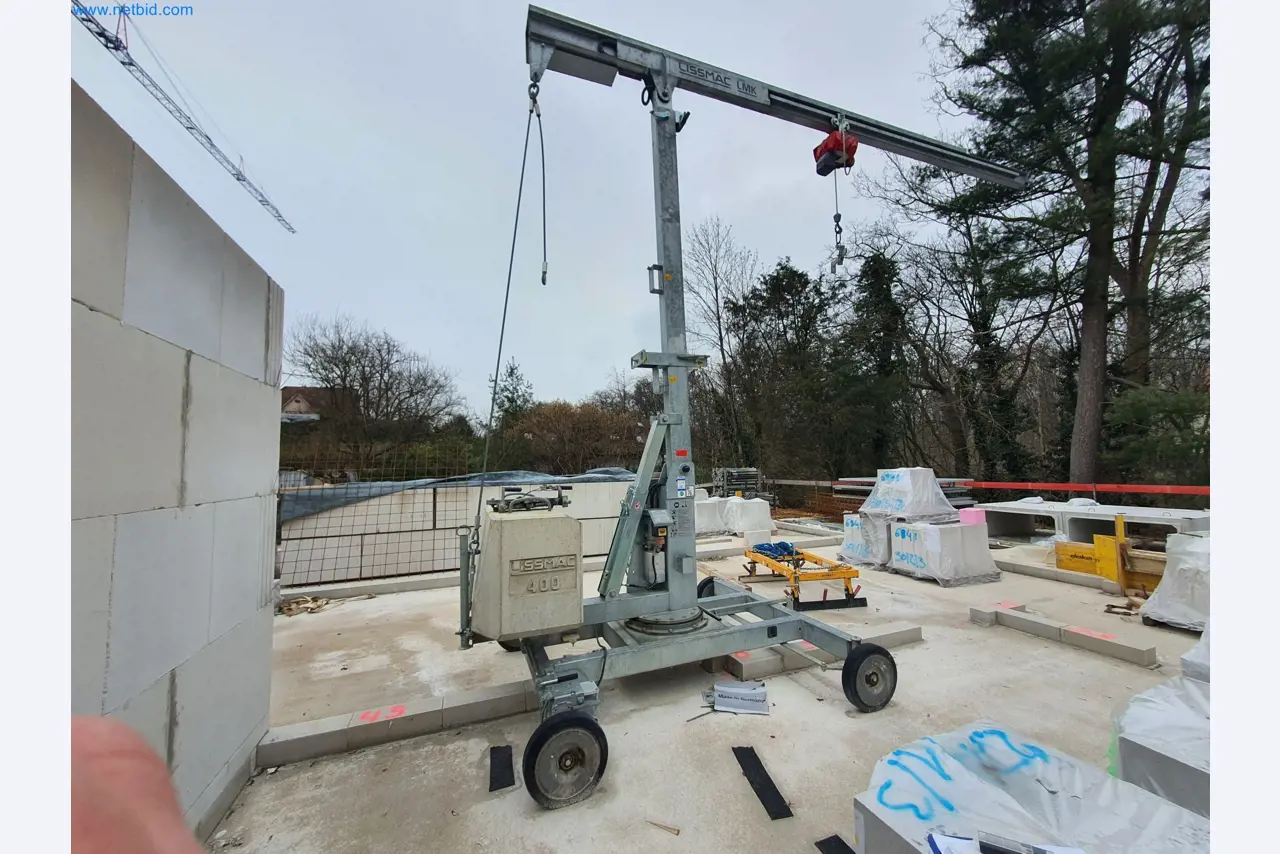 Stavební stroje, vozidla, bednicí materiál a příslušenství z oblasti stavebnictví-1