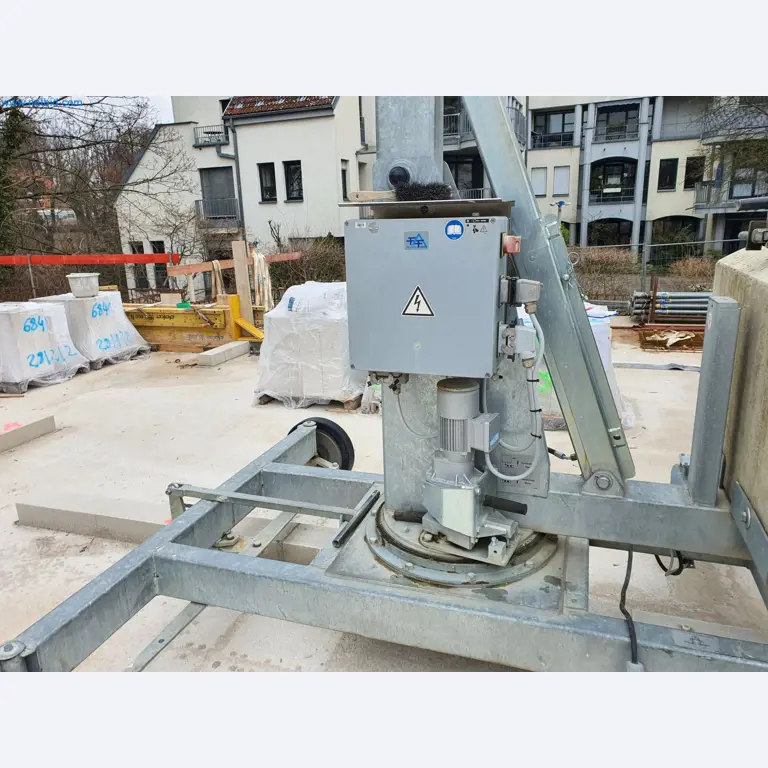 Stavební stroje, vozidla, bednicí materiál a příslušenství z oblasti stavebnictví-7