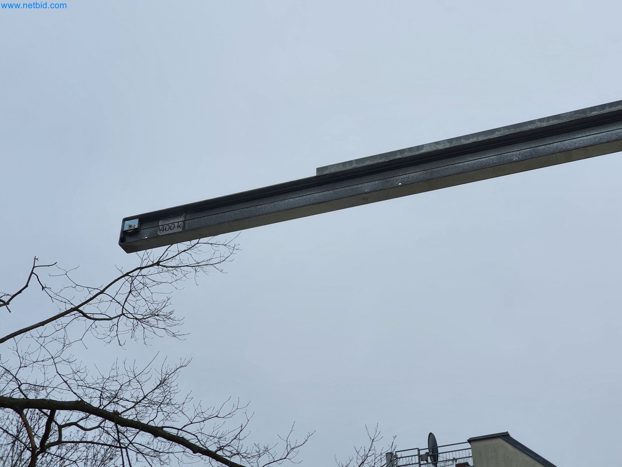 Baumaschinen, Fahrzeuge, Schalungsmaterial und Zubehör aus dem Bereich Hochbau-8