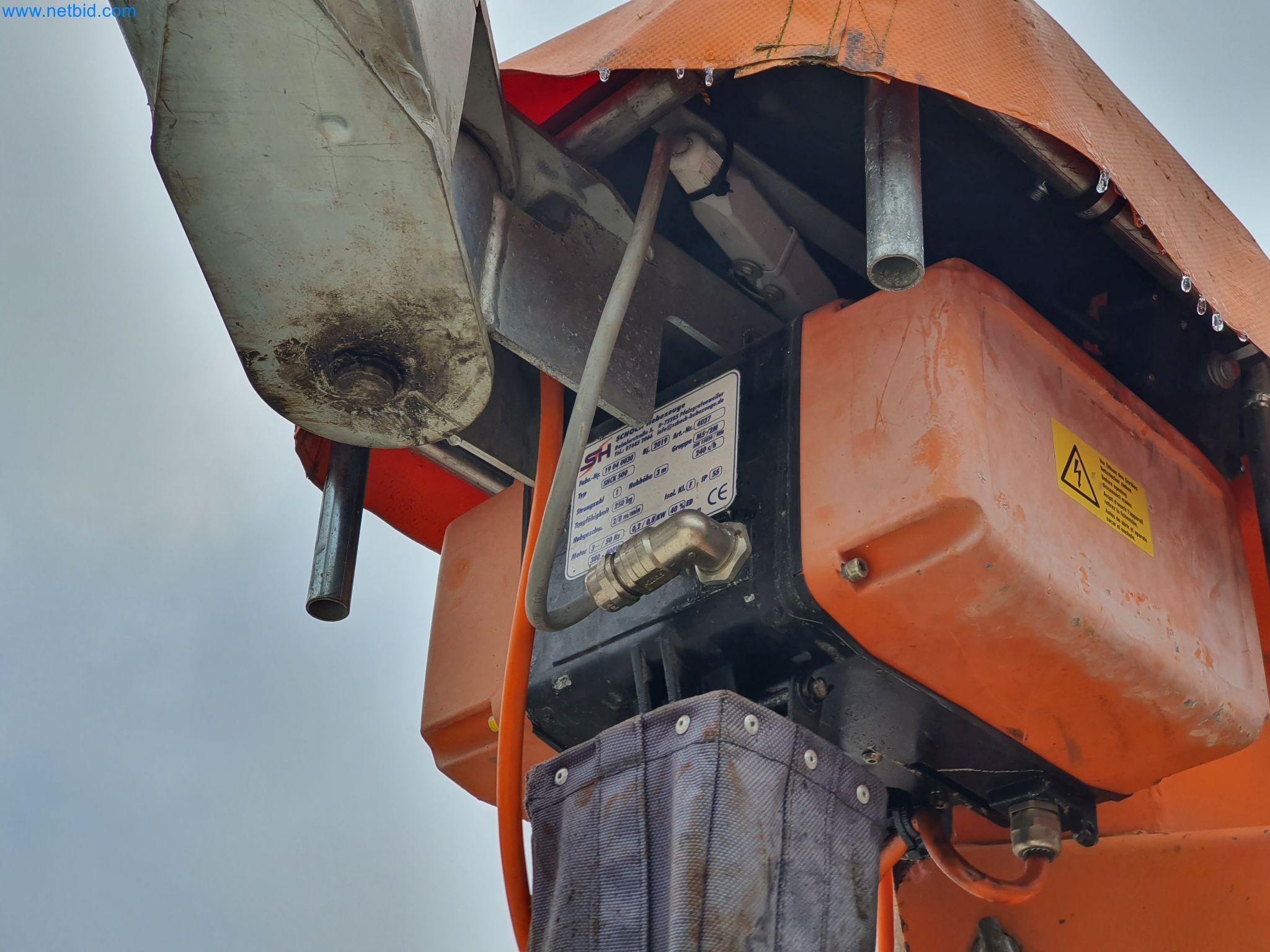 Stavební stroje, vozidla, bednicí materiál a příslušenství z oblasti stavebnictví-4