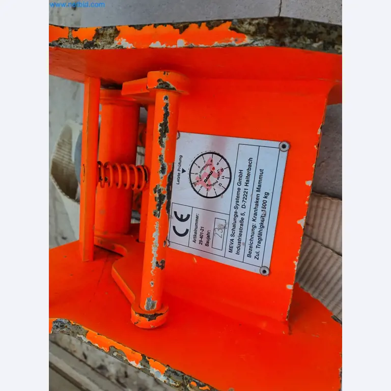 Baumaschinen, Fahrzeuge, Schalungsmaterial und Zubehör aus dem Bereich Hochbau-6