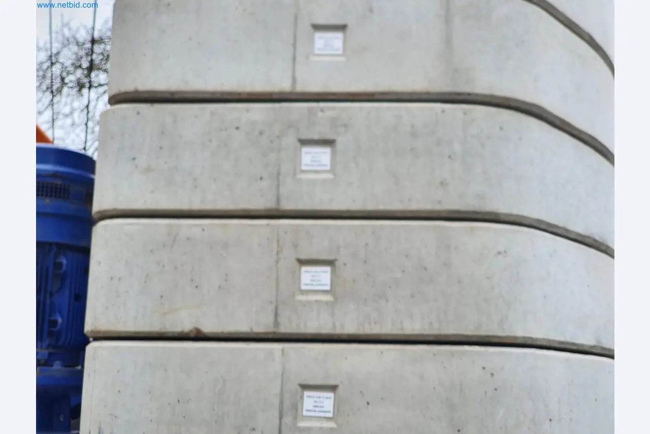 Maszyny budowlane, pojazdy, materiały szalunkowe i akcesoria z sektora budowlanego-3