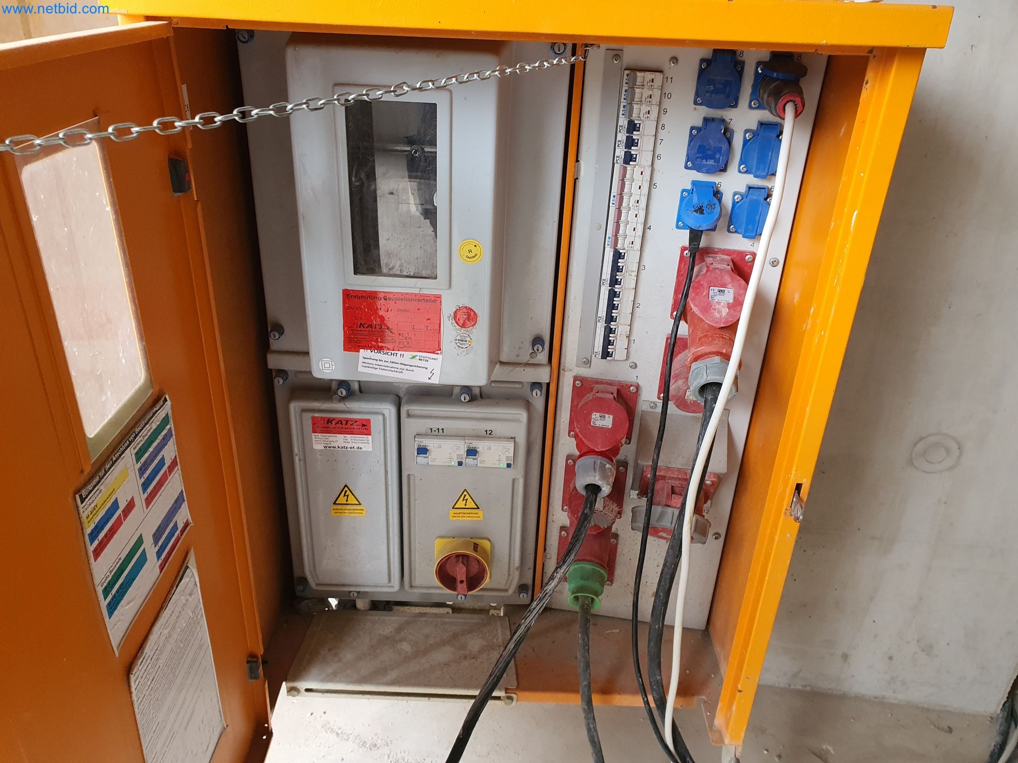 Stavební stroje, vozidla, bednicí materiál a příslušenství z oblasti stavebnictví-2