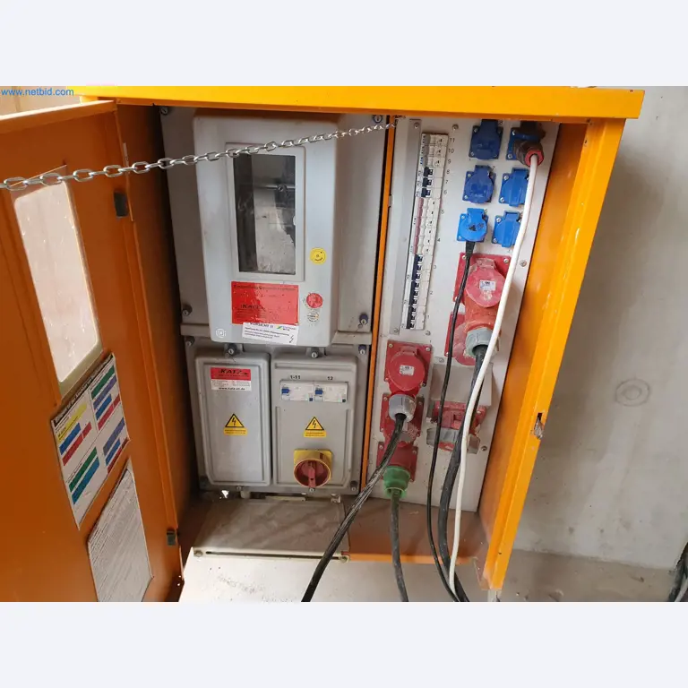 Stavební stroje, vozidla, bednicí materiál a příslušenství z oblasti stavebnictví-2