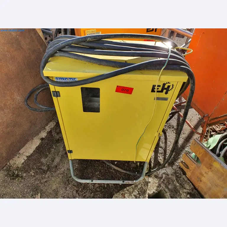 Maszyny budowlane, pojazdy, materiały szalunkowe i akcesoria z sektora budowlanego-1