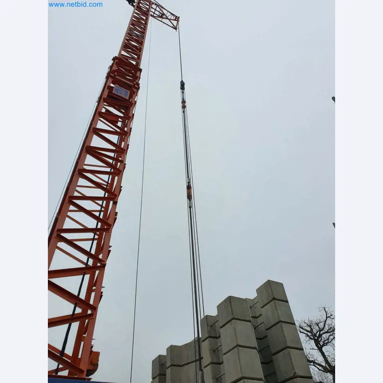 Maszyny budowlane, pojazdy, materiały szalunkowe i akcesoria z sektora budowlanego-23