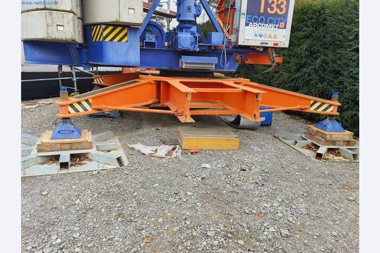 Maszyny budowlane, pojazdy, materiały szalunkowe i akcesoria z sektora budowlanego-3