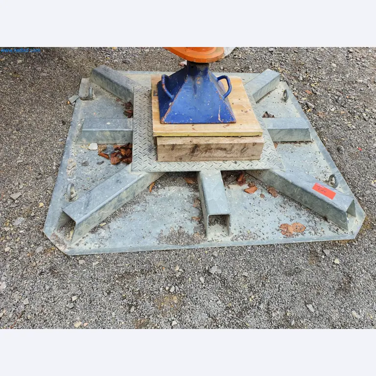 Baumaschinen, Fahrzeuge, Schalungsmaterial und Zubehör aus dem Bereich Hochbau-1