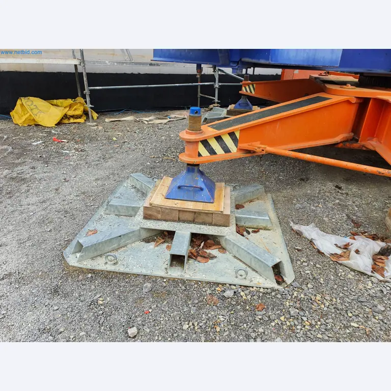 Baumaschinen, Fahrzeuge, Schalungsmaterial und Zubehör aus dem Bereich Hochbau-4