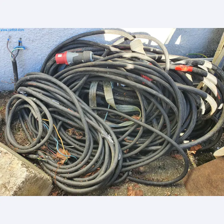 Maszyny budowlane, pojazdy, materiały szalunkowe i akcesoria z sektora budowlanego-1