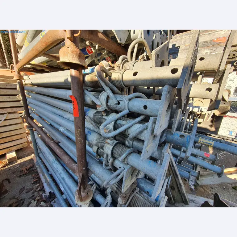 Maszyny budowlane, pojazdy, materiały szalunkowe i akcesoria z sektora budowlanego-2