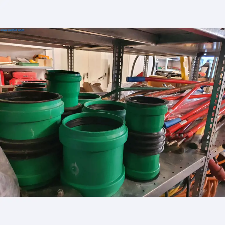 Maszyny budowlane, pojazdy, materiały szalunkowe i akcesoria z sektora budowlanego-15