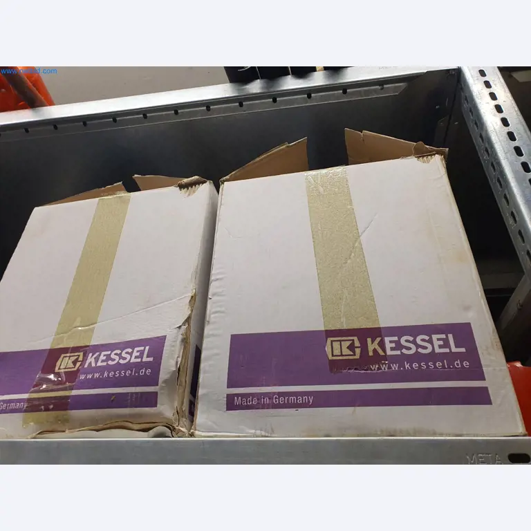 Maszyny budowlane, pojazdy, materiały szalunkowe i akcesoria z sektora budowlanego-6