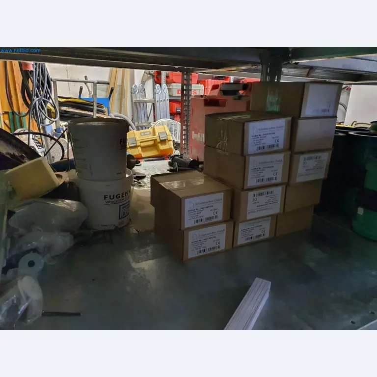 Maszyny budowlane, pojazdy, materiały szalunkowe i akcesoria z sektora budowlanego-8