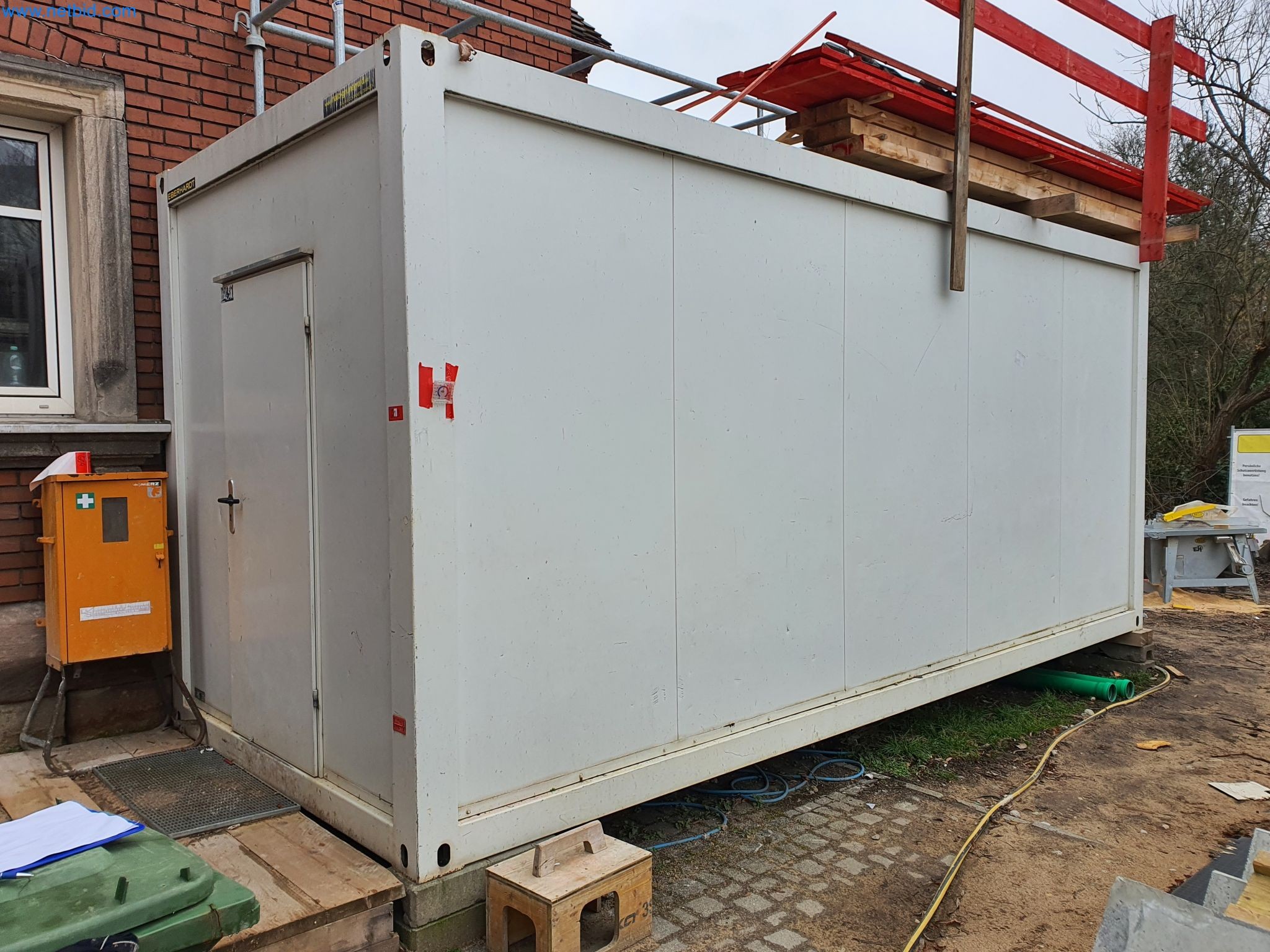 Maquinaria de construcción, vehículos, material de encofrado y accesorios del sector de la construcción de edificios-1