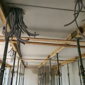 1 Posten Metallstützen