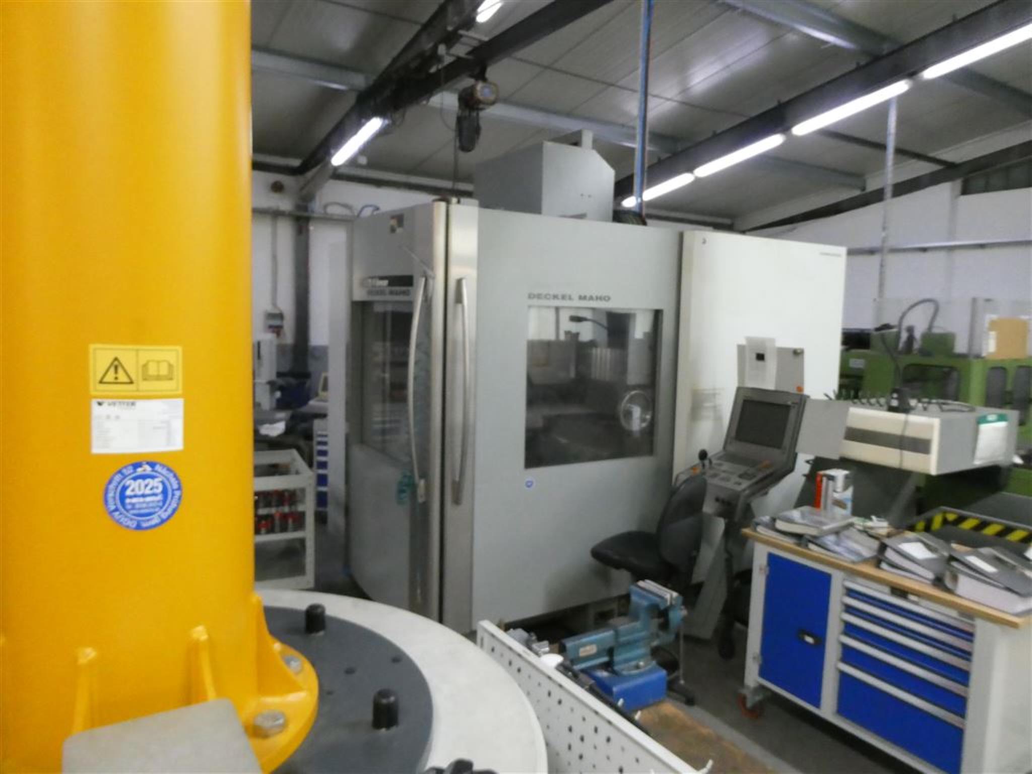 Machines from the mechanical engineering sector-13