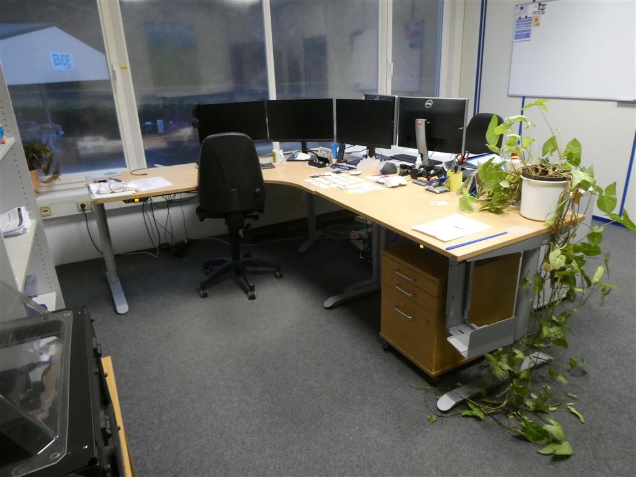 Machines from the mechanical engineering sector-27