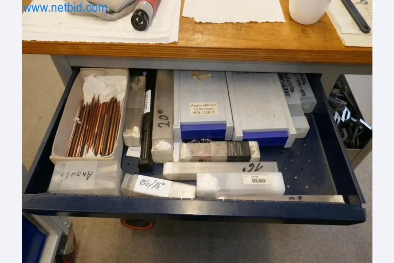 Maschinen aus dem Bereich Maschinenbau-10