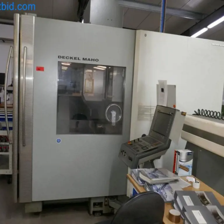 Centre d´usinage CNC 5 axes (156706) Deckel Maho DMC 75 V LINEAR