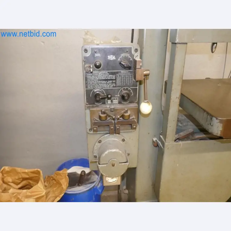 Maschinen aus dem Bereich Maschinenbau-2