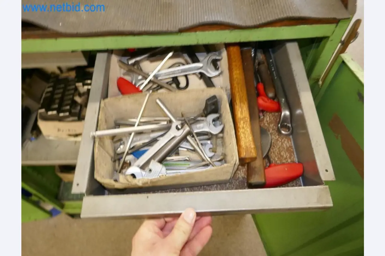 Maschinen aus dem Bereich Maschinenbau-12