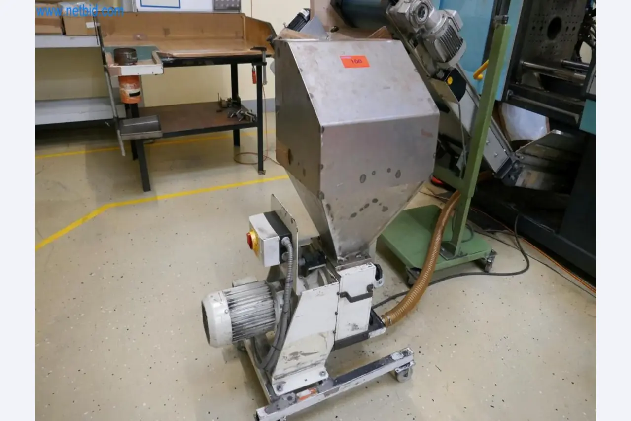 Machines from the mold making sector-1