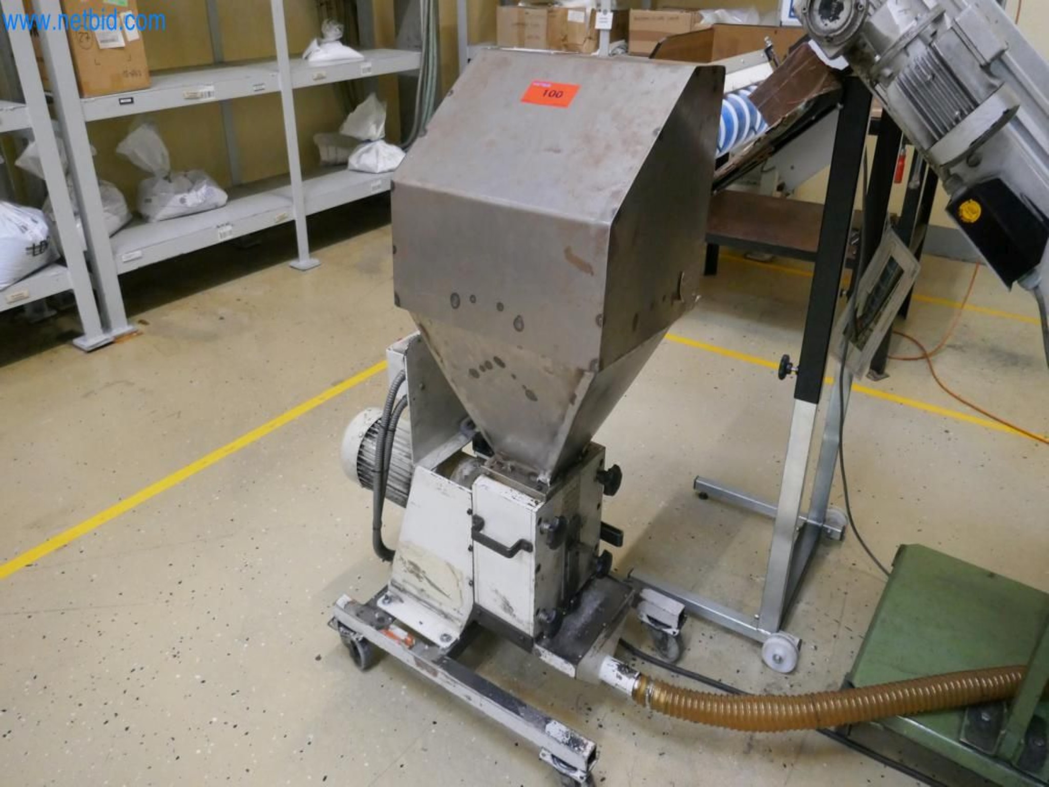 Machines from the mold making sector-2