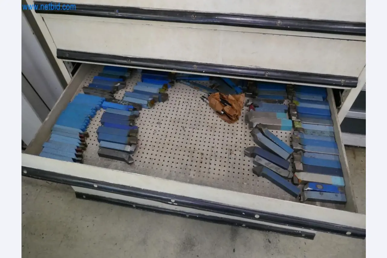 Machines from the mold making sector-10