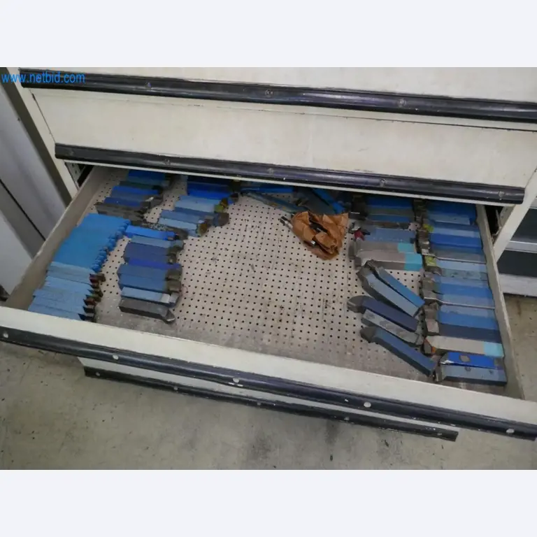 Machines from the mold making sector-10