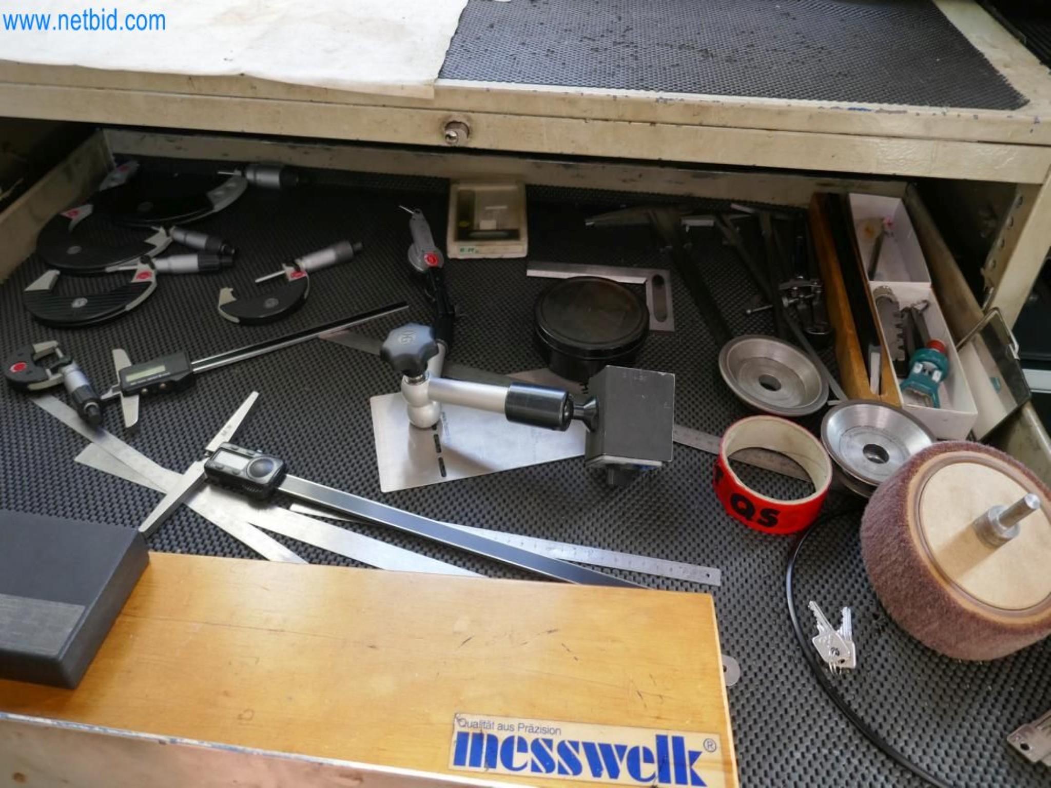 Machines from the mold making sector-8