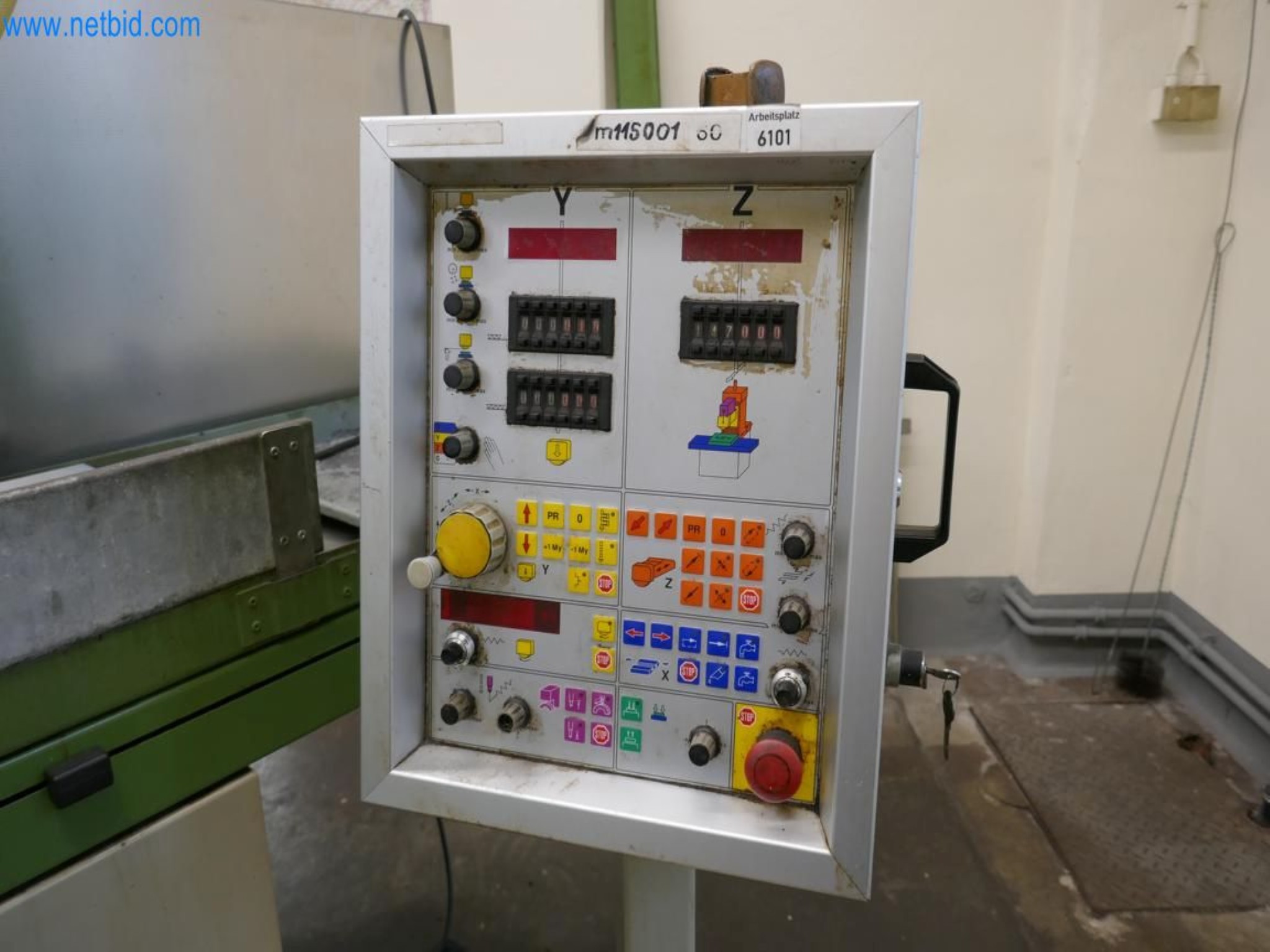 Stroje pro výrobu forem-3