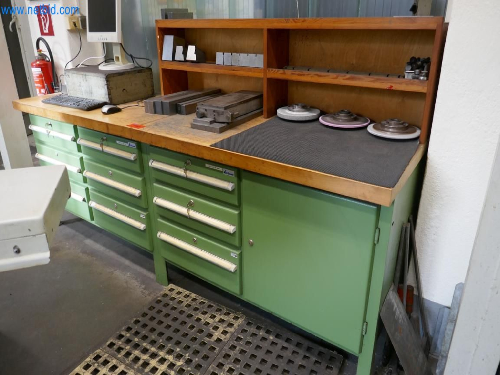 Stroje pro výrobu forem-2