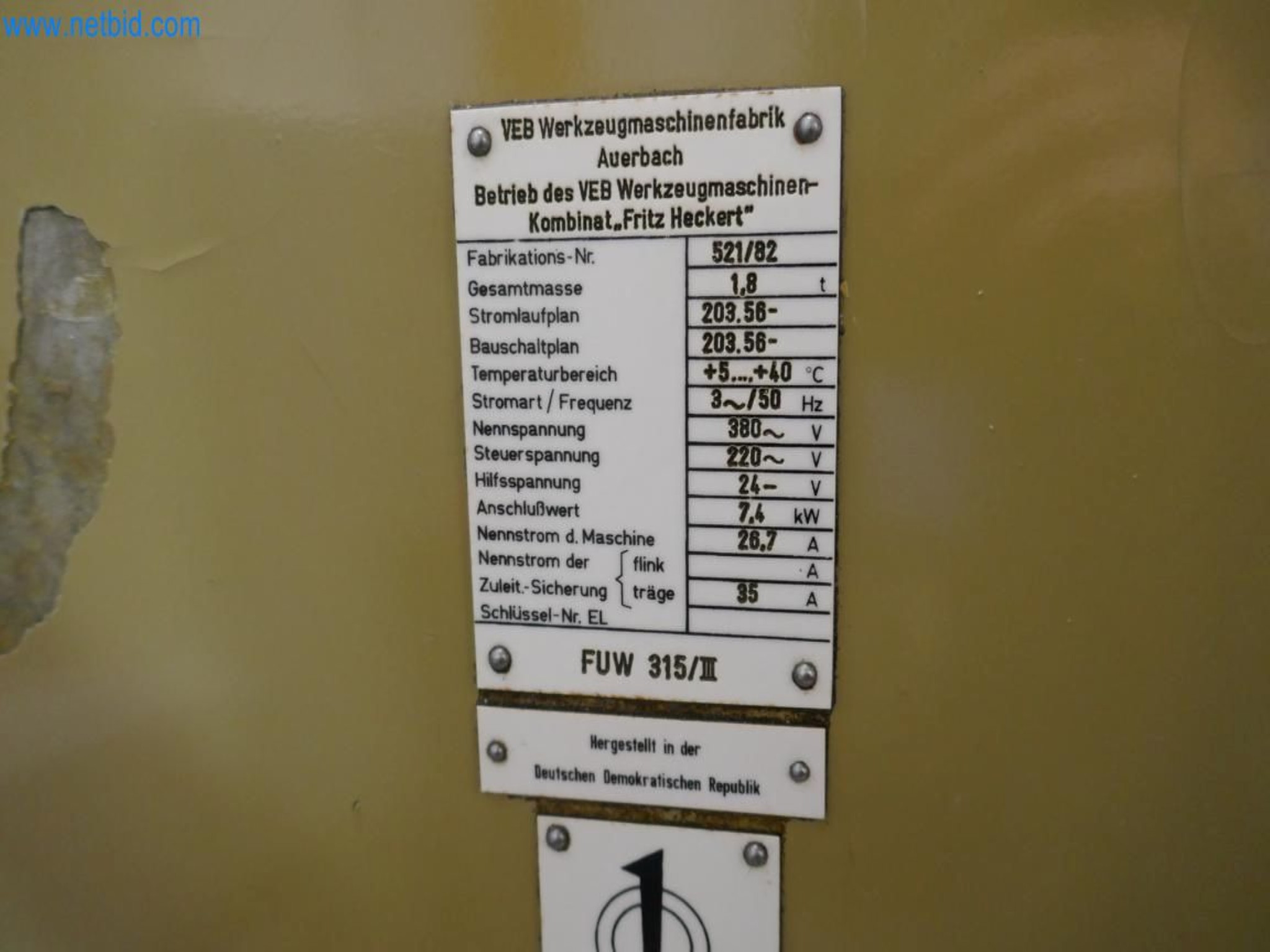Machines du domaine de la construction de moules-3
