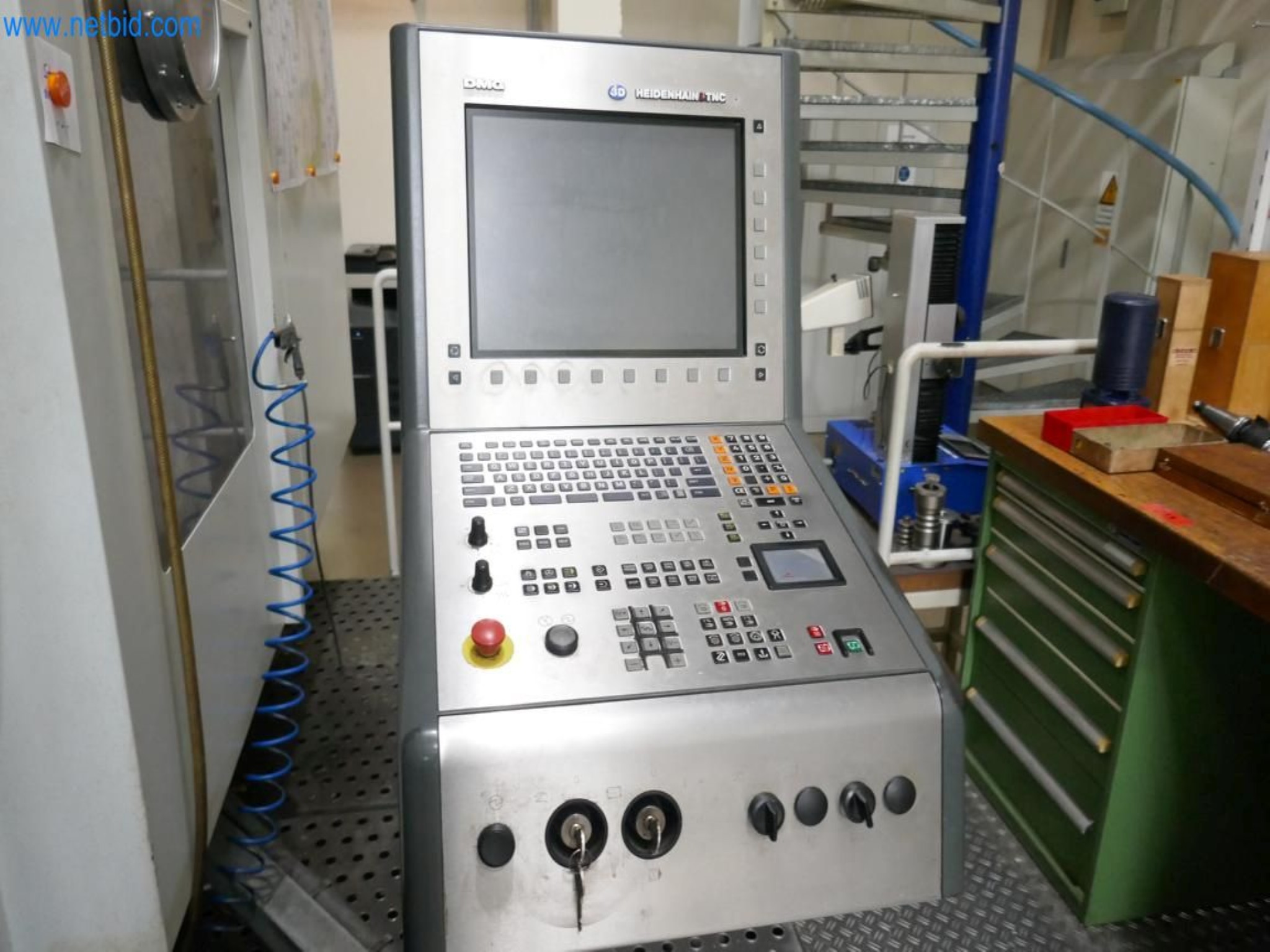 Machines du domaine de la construction de moules-3