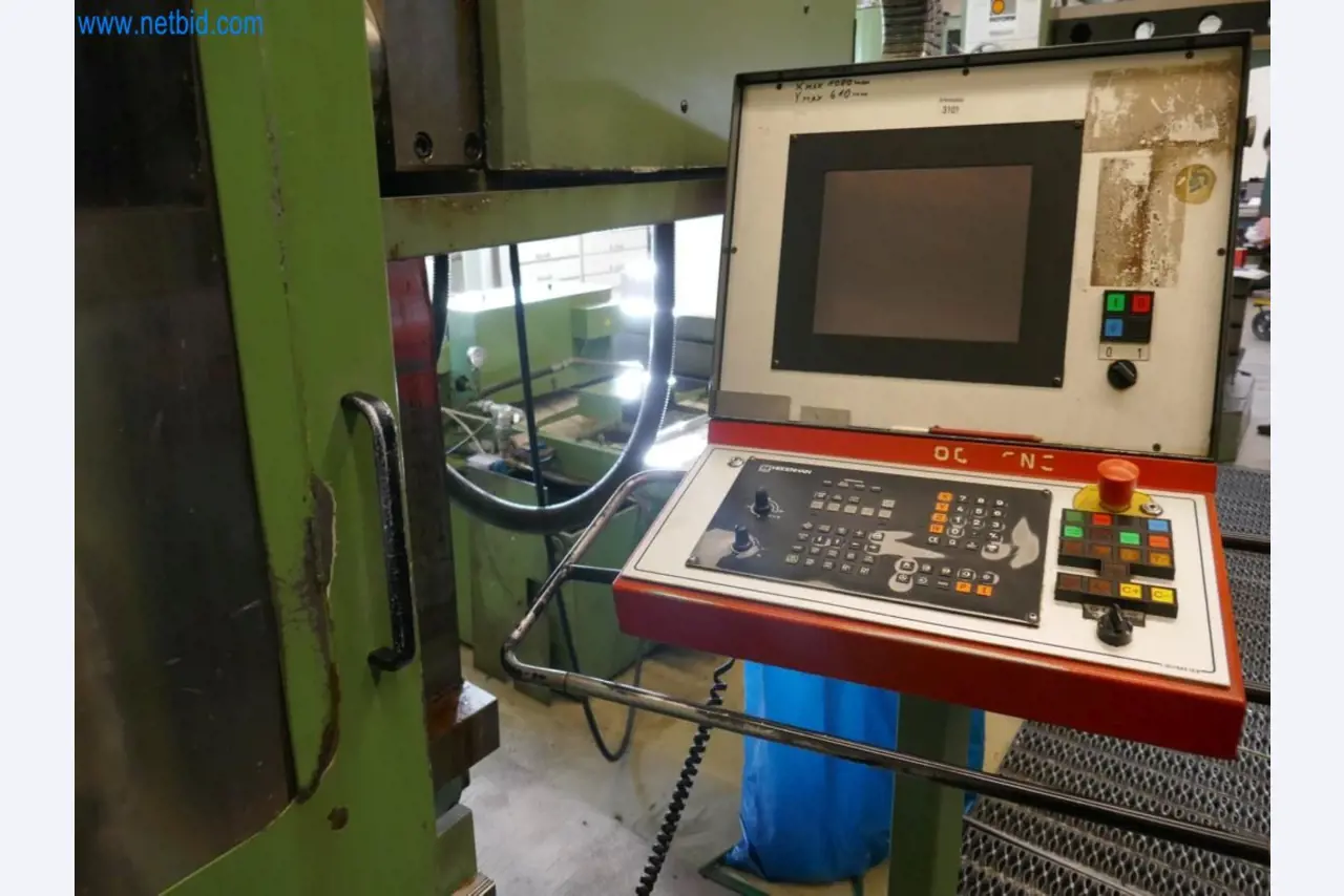 Machines du domaine de la construction de moules-2