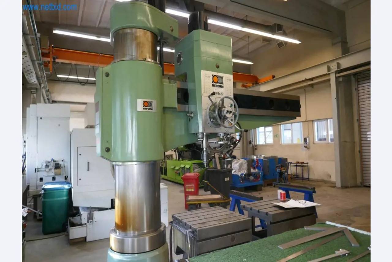 Machines du domaine de la construction de moules-1