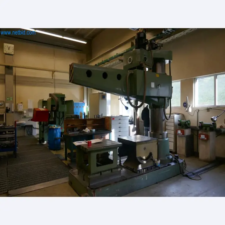 Machines du domaine de la construction de moules-4