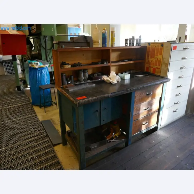 Machines du domaine de la construction de moules-7