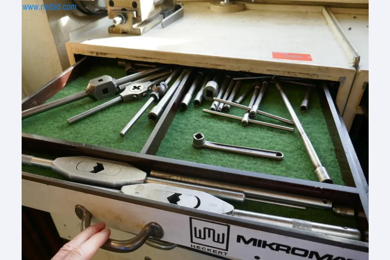 Machines from the mold making sector-2