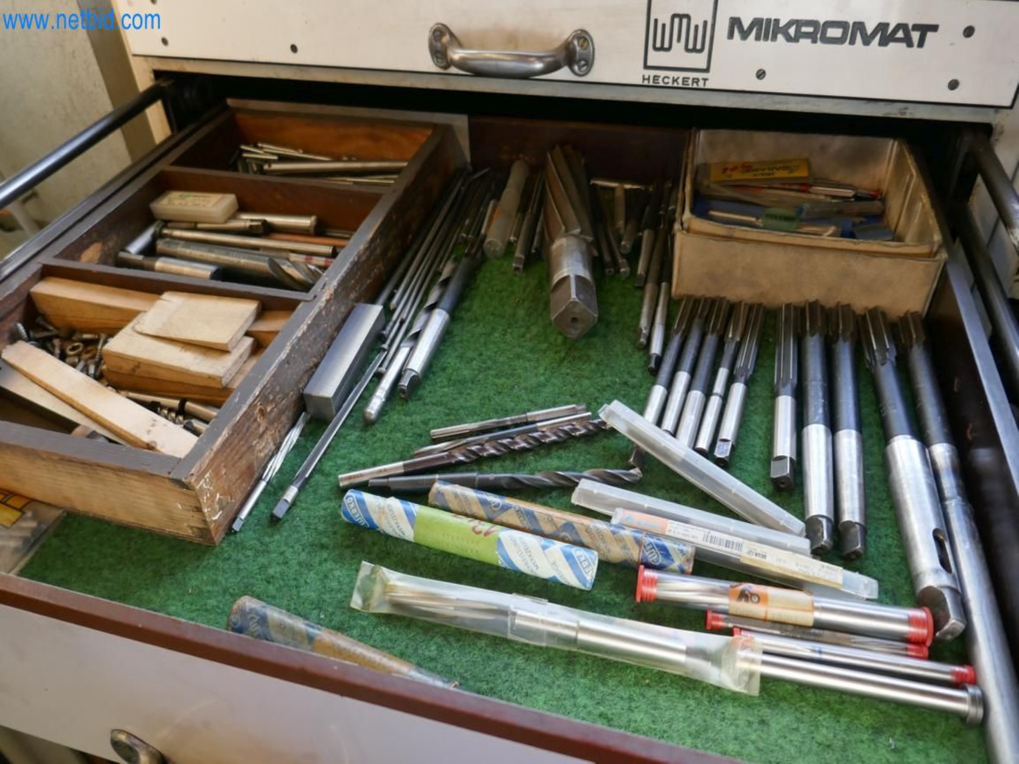 Machines from the mold making sector-3