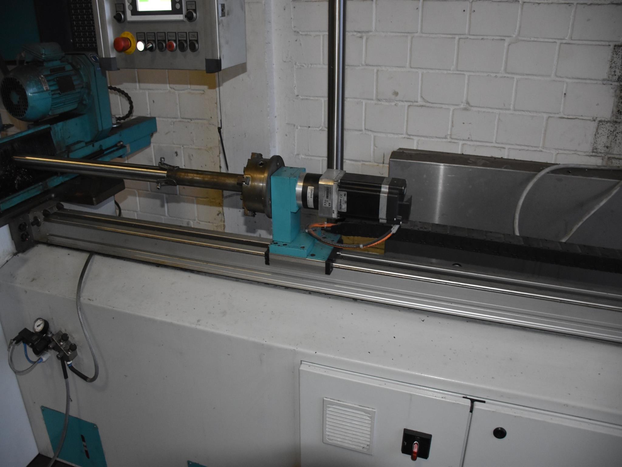 HURCO 5-axis machining center-9