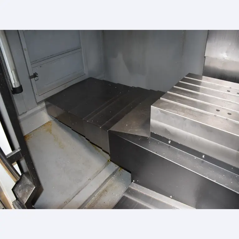 HURCO 5-axis machining center-10