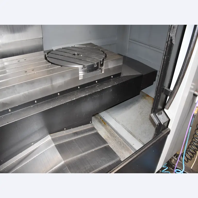 HURCO 5-axis machining center-11