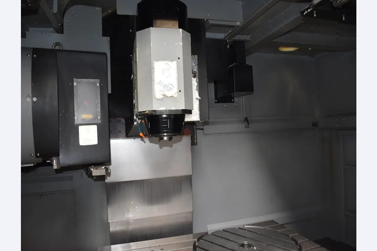 HURCO 5-axis machining center-12