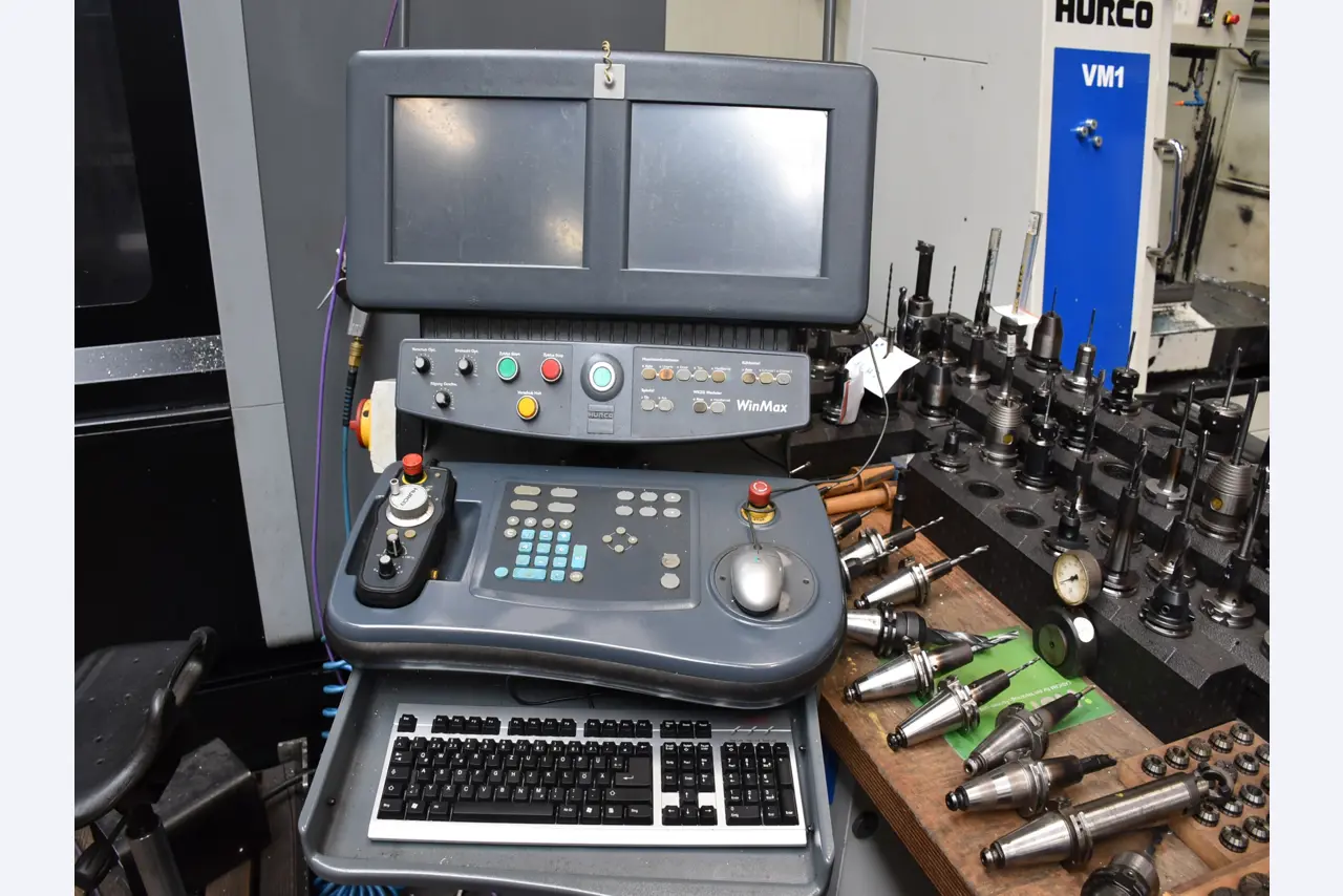 HURCO 5-axis machining center-3