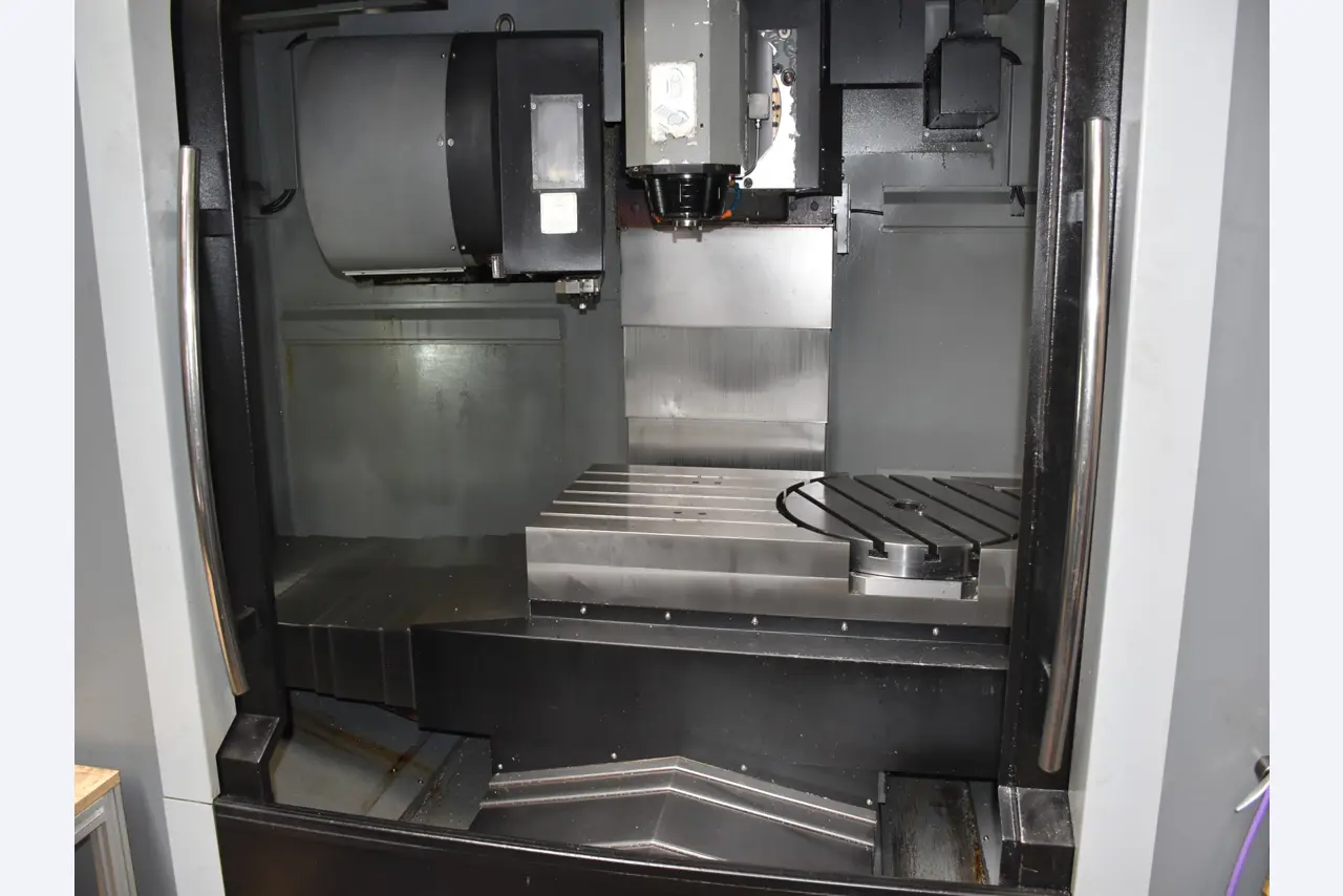 HURCO 5-axis machining center-9