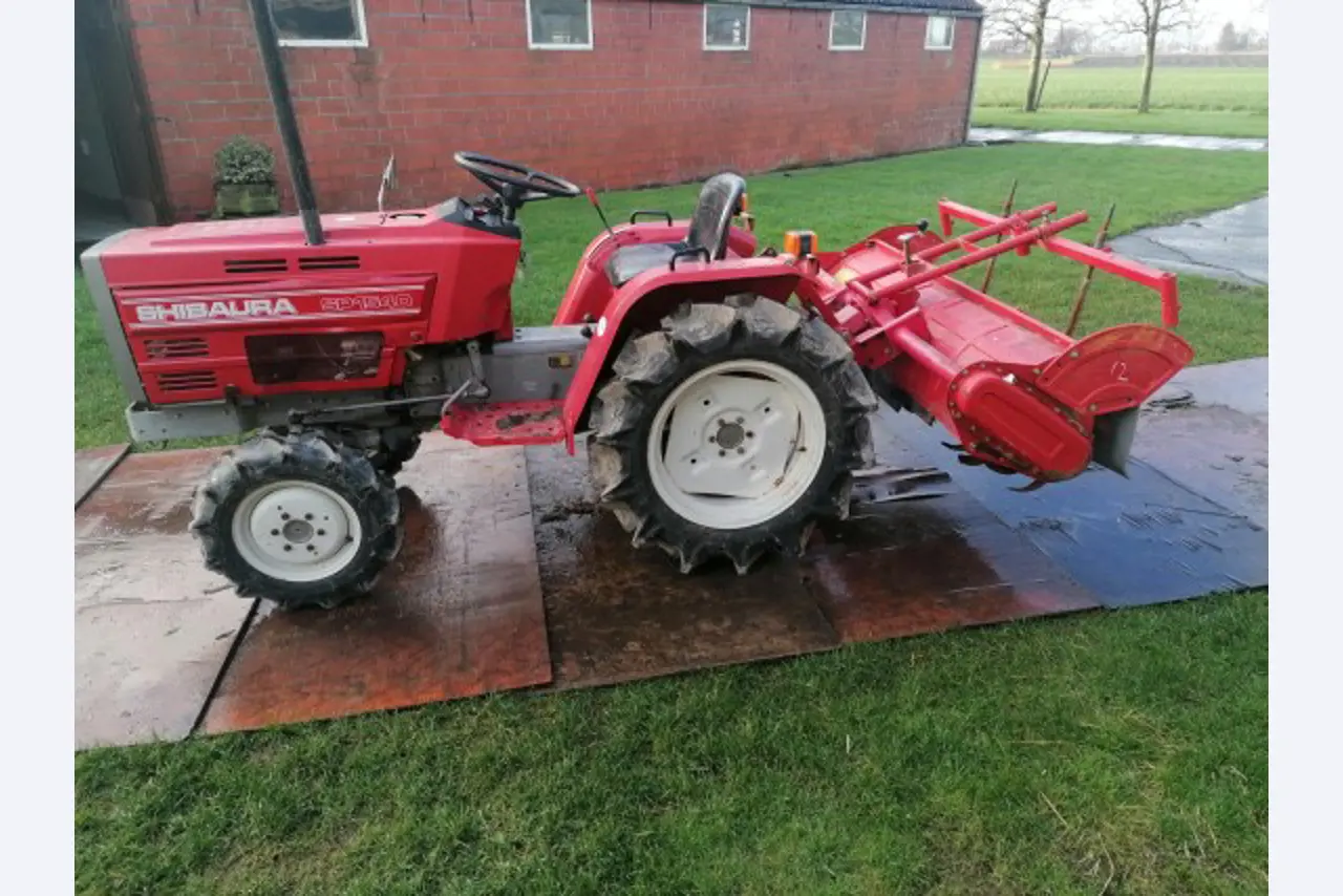 Well-maintained mini tractors from agricultural sector-3