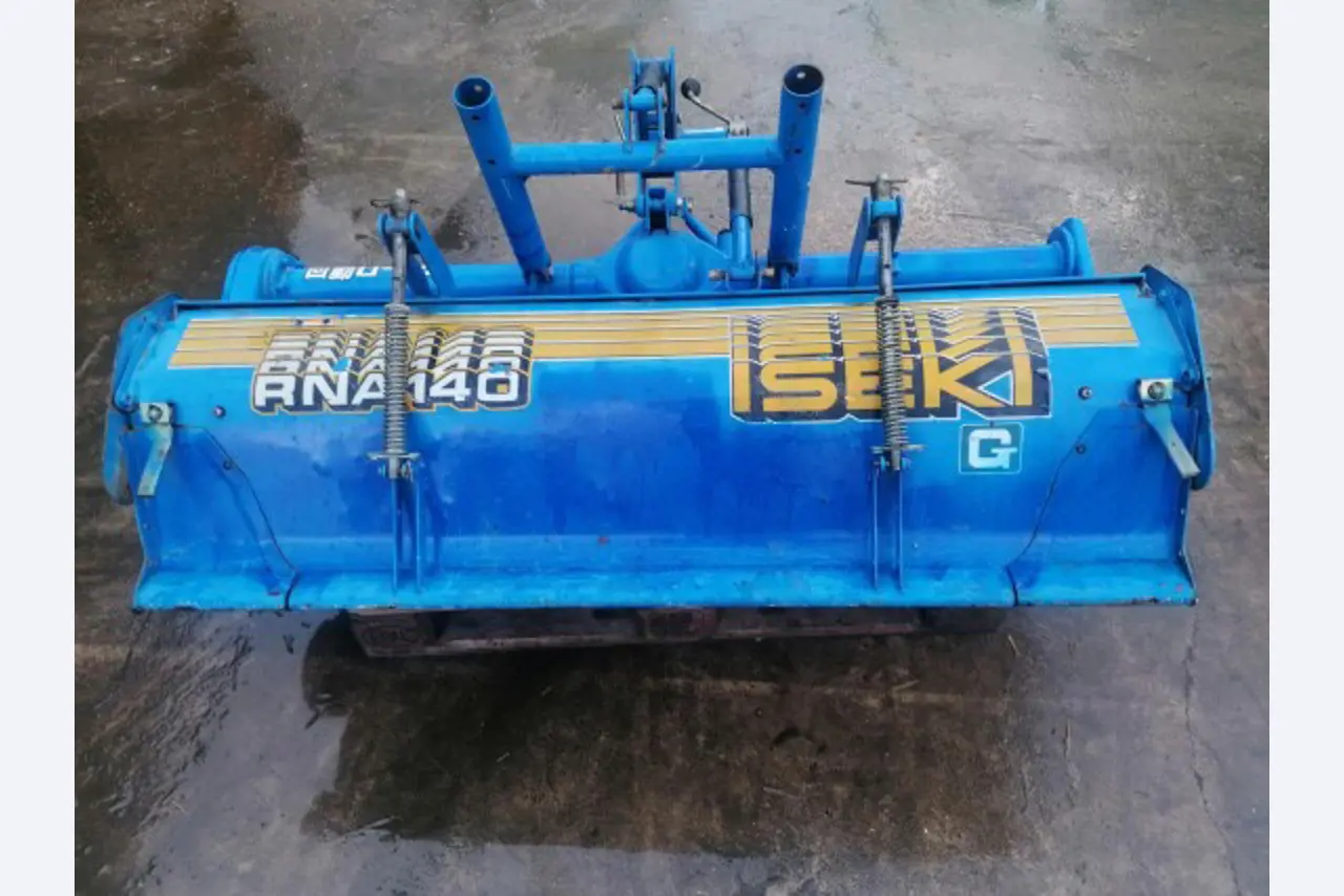 Well-maintained mini tractors from agricultural sector-4