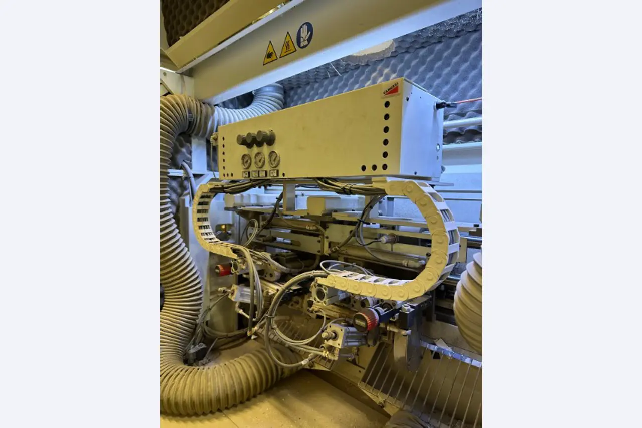 Enostranski stroj za robove SCM Stefani One-5